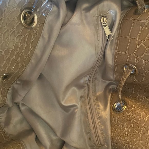 Buckle brand, shoulder bag - Picture 6 of 6